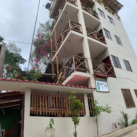 Hostal Moai Монтаньита Экстерьер фото